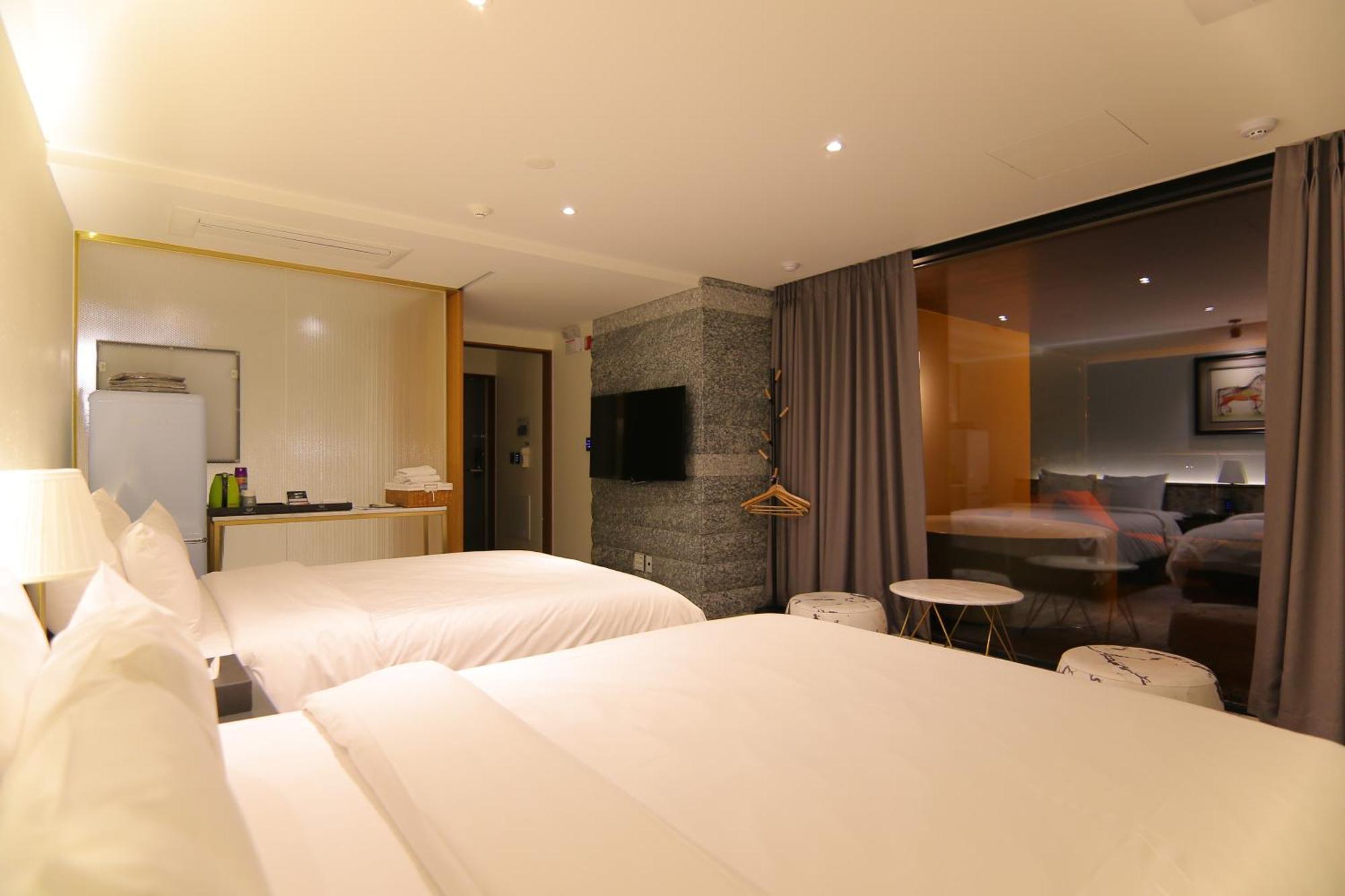 Suncheon Hotel Gite Cameră foto