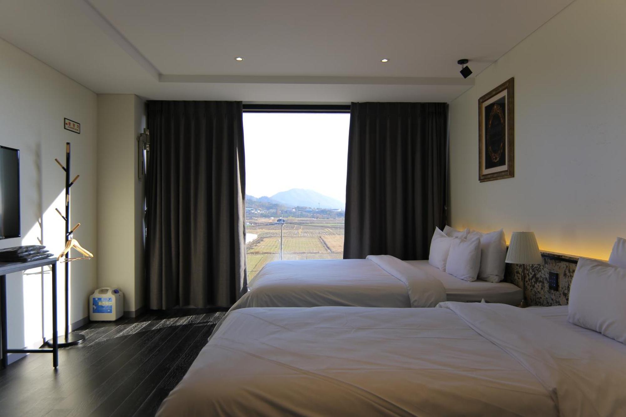 Suncheon Hotel Gite Cameră foto
